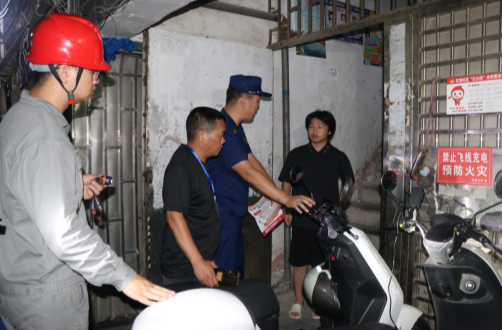 桂阳：楼道口加设“硬隔离”，为安全“留出路”
