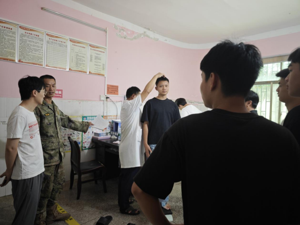 浩塘镇：严把征兵初核关口 筑牢优质兵源根基