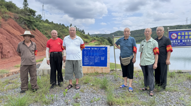 桂阳洋市镇：“银发护卫队”撑起青少年防溺水“安全伞”