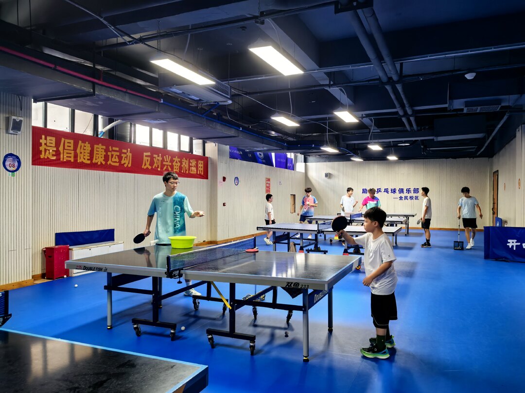 暑期体育培训热度高涨   运动相伴快乐成长