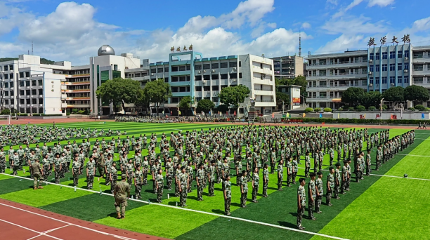 桂阳县：学生军训上好消防救护“开学安全第一课”