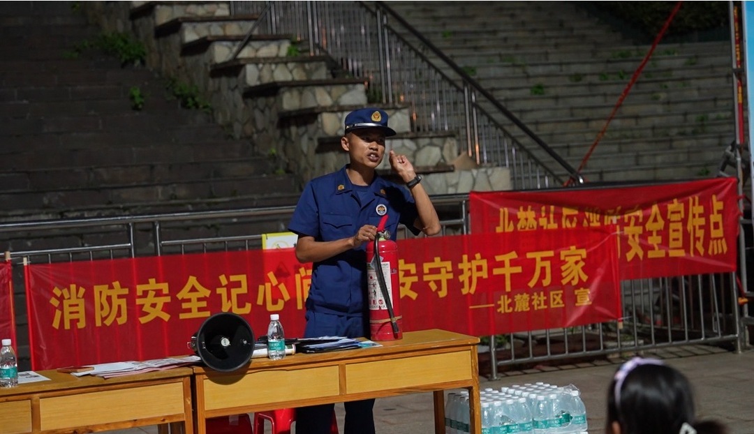 桂阳：居民夜话话消防 平安幸福同守护