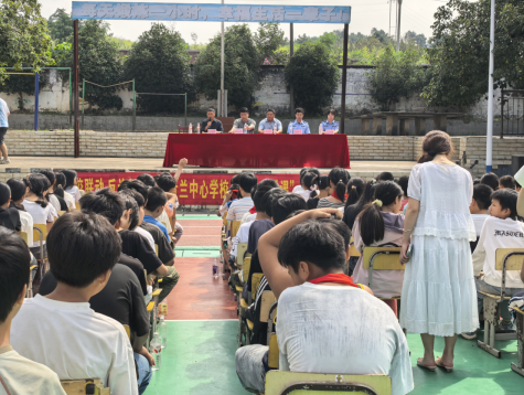 雷坪镇：警校联动反诈同行 法治讲座护成长