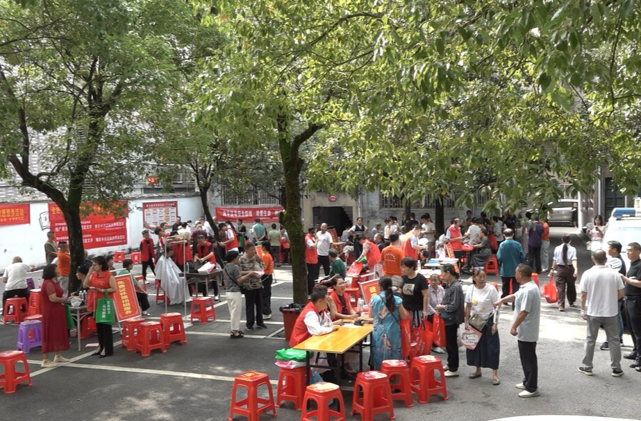 群众点单、平台派单、志愿接单：我县主题志愿服务活动便民又暖心