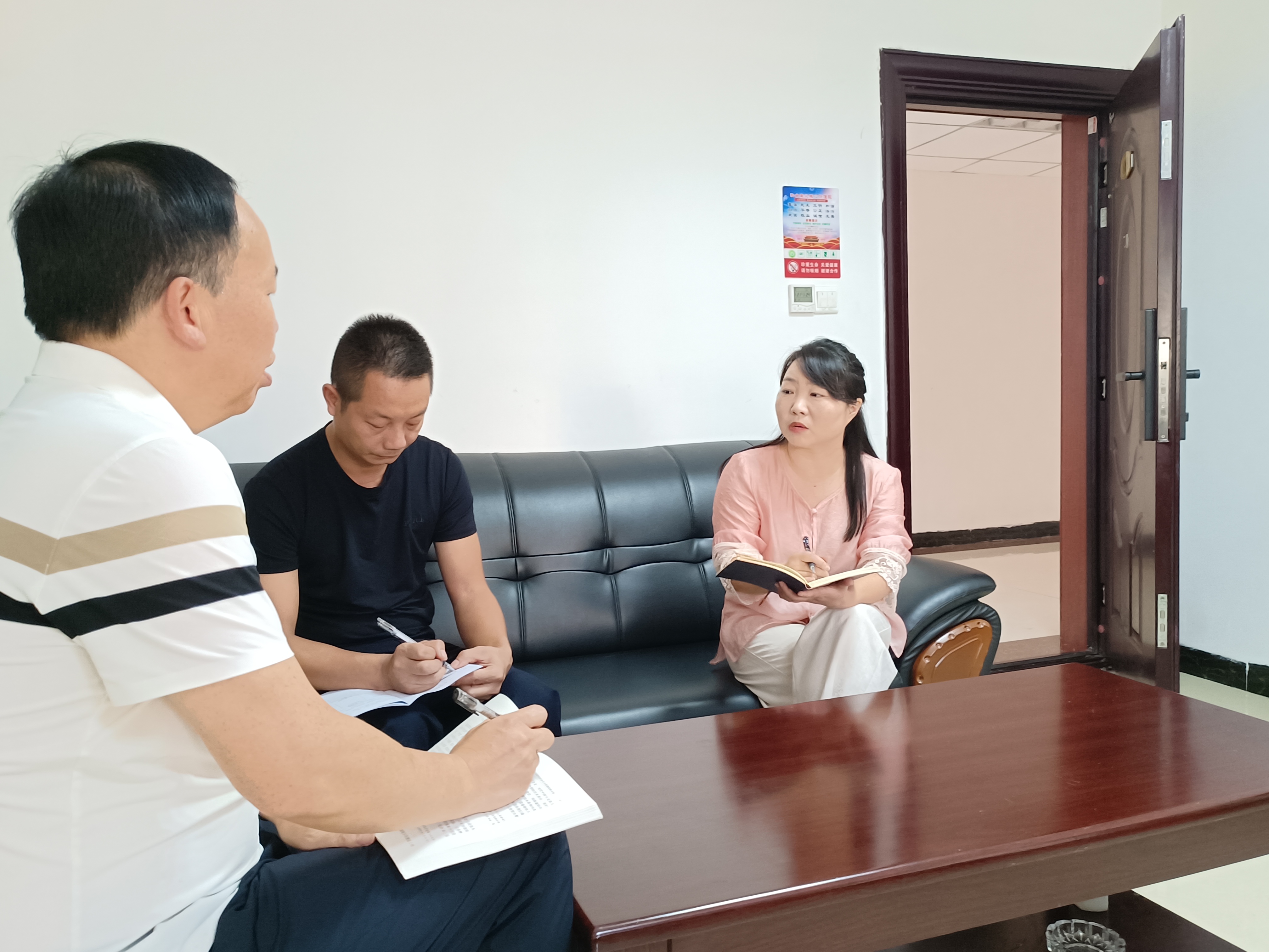 政协委员风采｜张瑛：以公益初心书写履职答卷