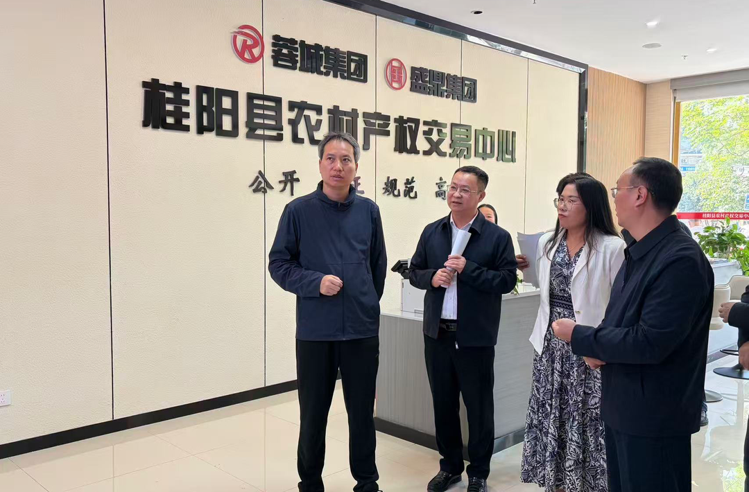 李富春调研督导群腐整治及省生态环保督察典型案例、溶洞污染整治工作
