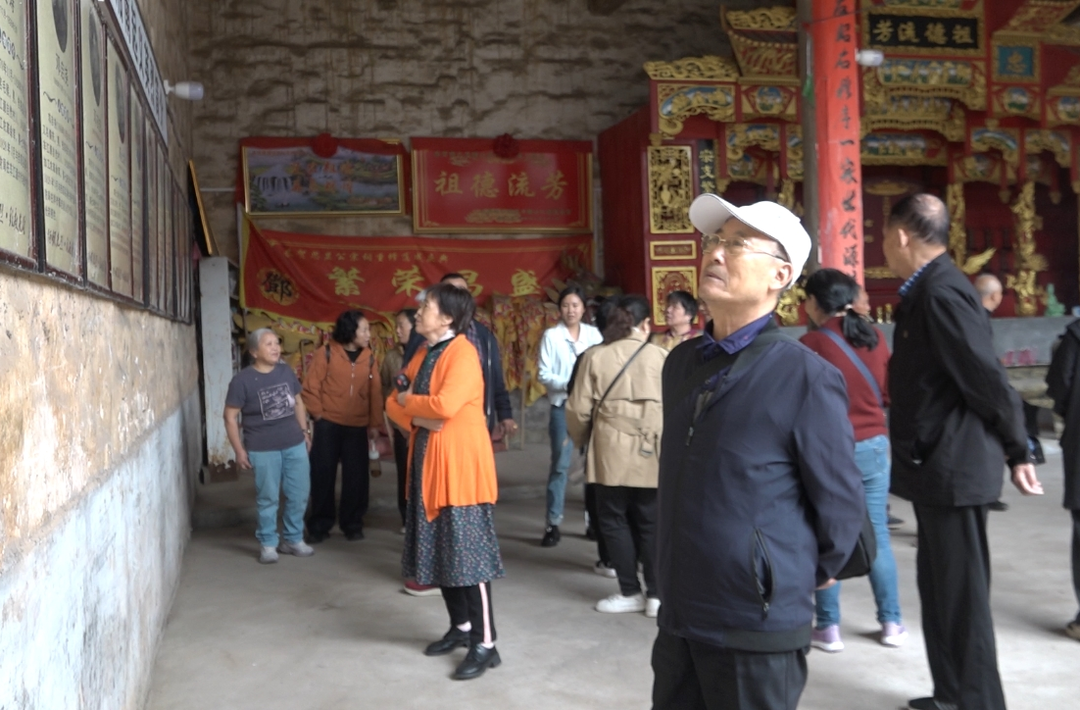 长沙民间团体到洋市镇车江村开展红色文化体验活动