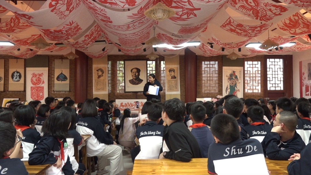 永兴县树德初级中学学子来我县文化园研学