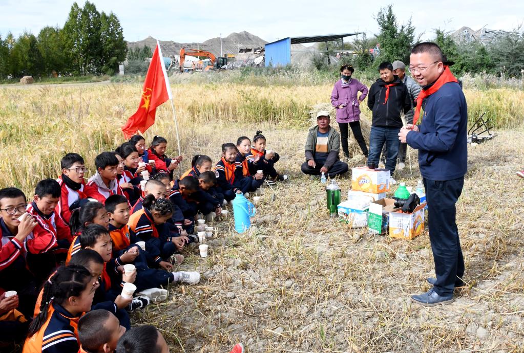 习近平总书记关切事丨跨越山海的情谊──对口援藏的暖心故事