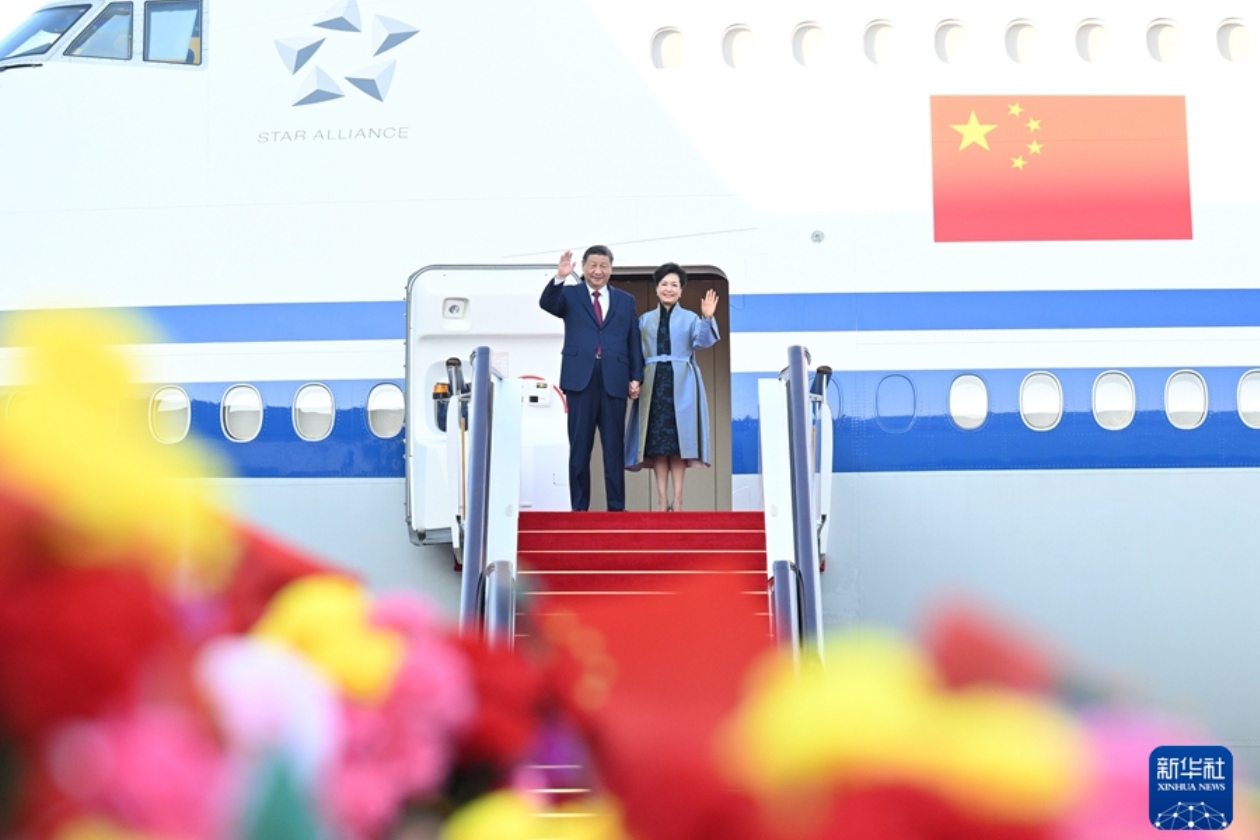 习近平抵达澳门 将出席庆祝澳门回归祖国25周年大会